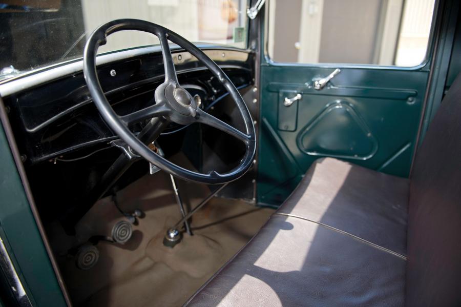  Ford V8 Closed Cab Pickup Truck 1934 года  (фото 10 из 13)